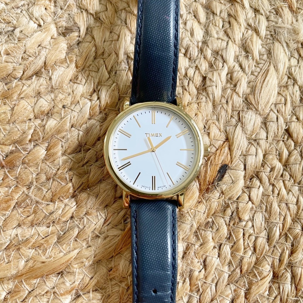 Timex Indiglo Gold Tone Watch White Dial Navy Blue Leather Strap WR 30M